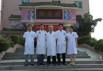 三年精心医护，一朝登门致谢