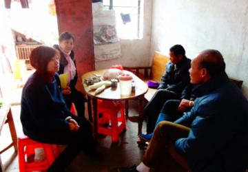 市中医院李炜副院长深入螺塘村走访慰问贫困户